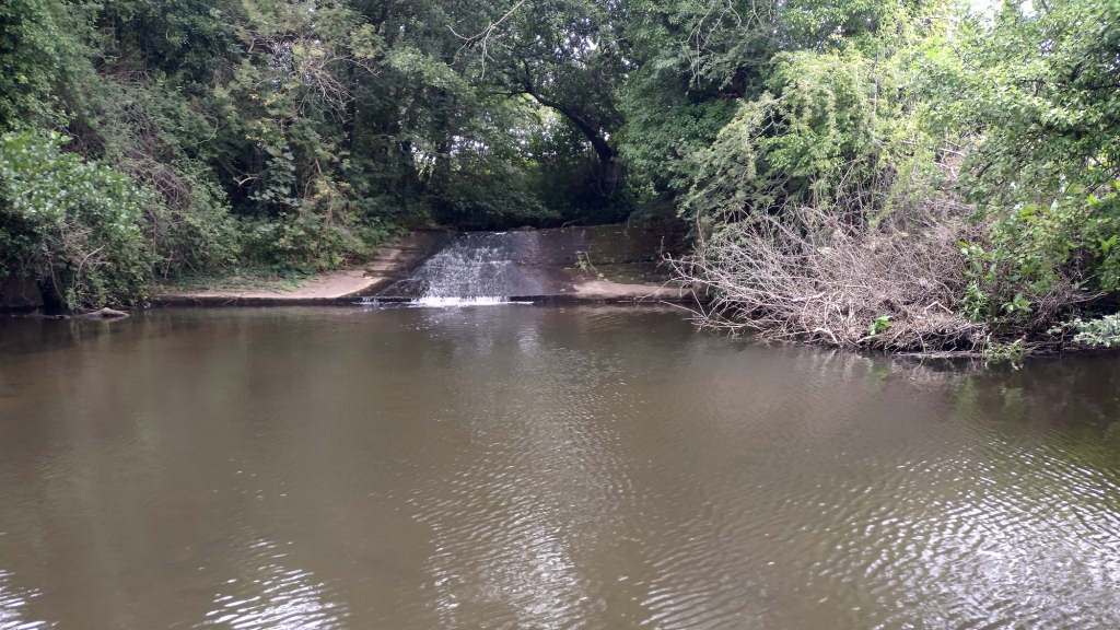 Photo of the top weir